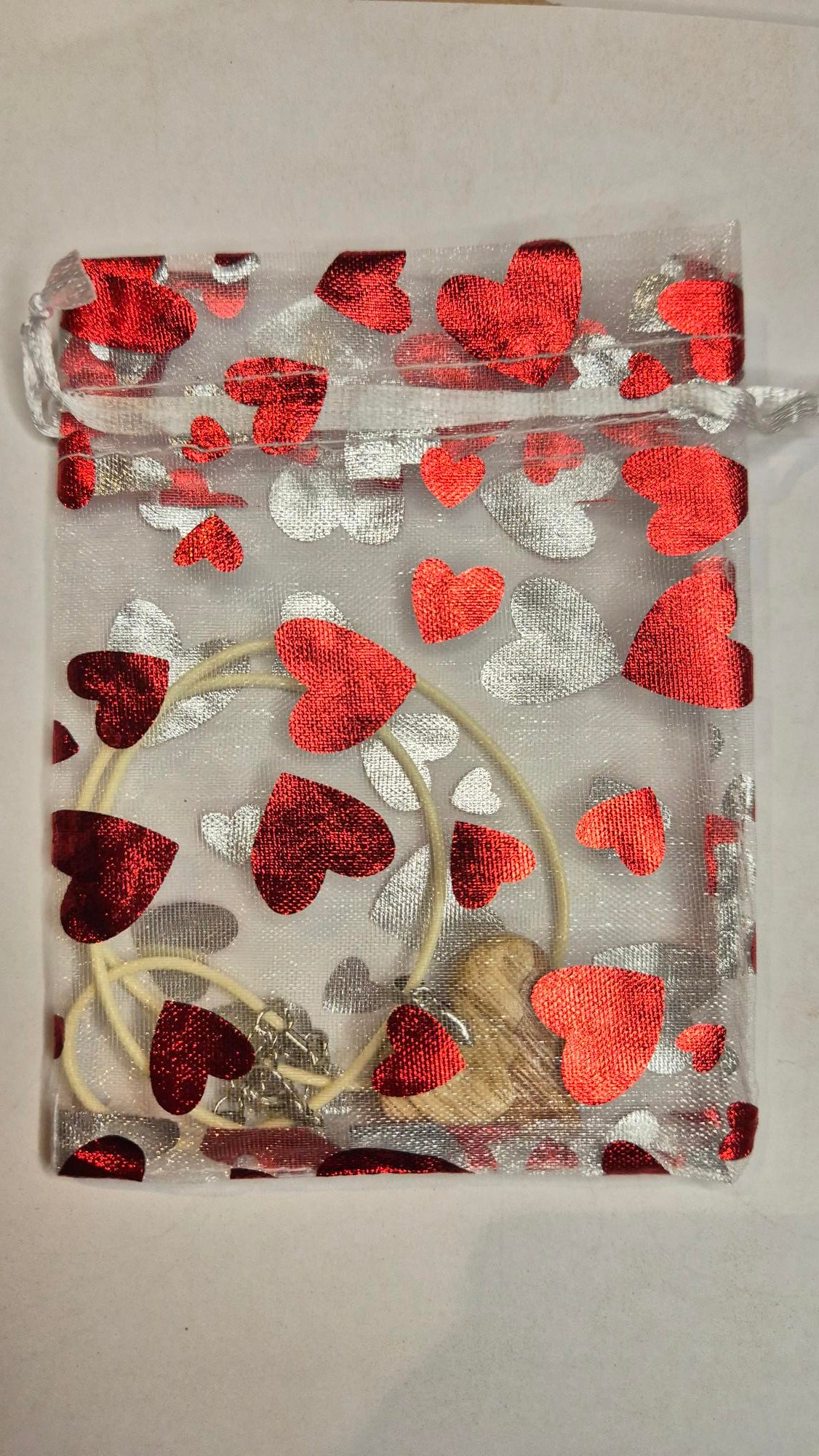 Art de l'intarsia Bijoux "Le pendentif Coeur" Okoumé et Châtaignier"