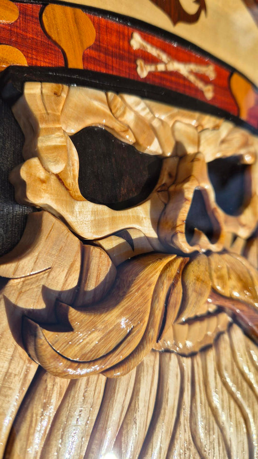 Art de l'Intarsia " Crane de pirate"