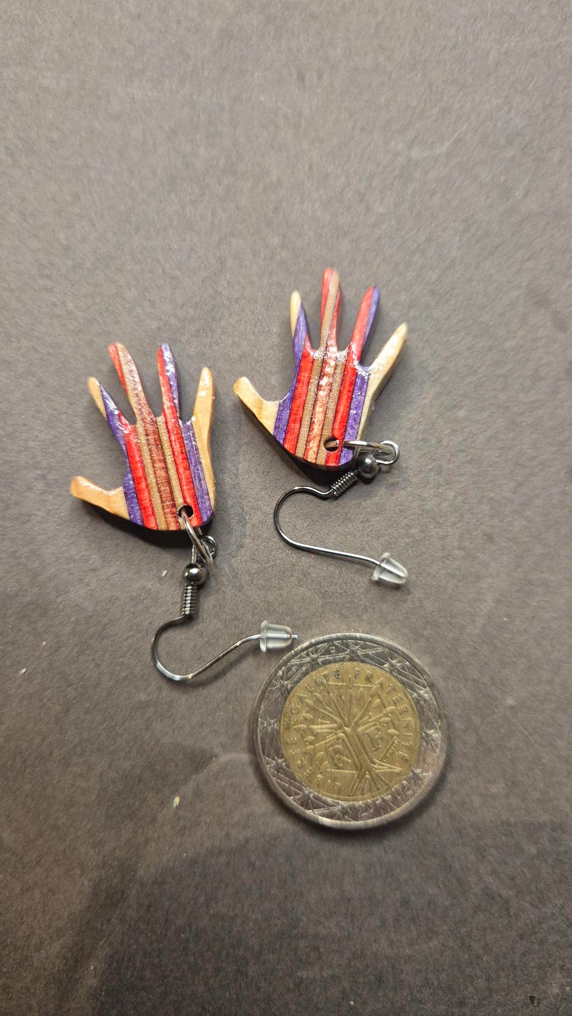 Boucles d'oreilles "Les mains"