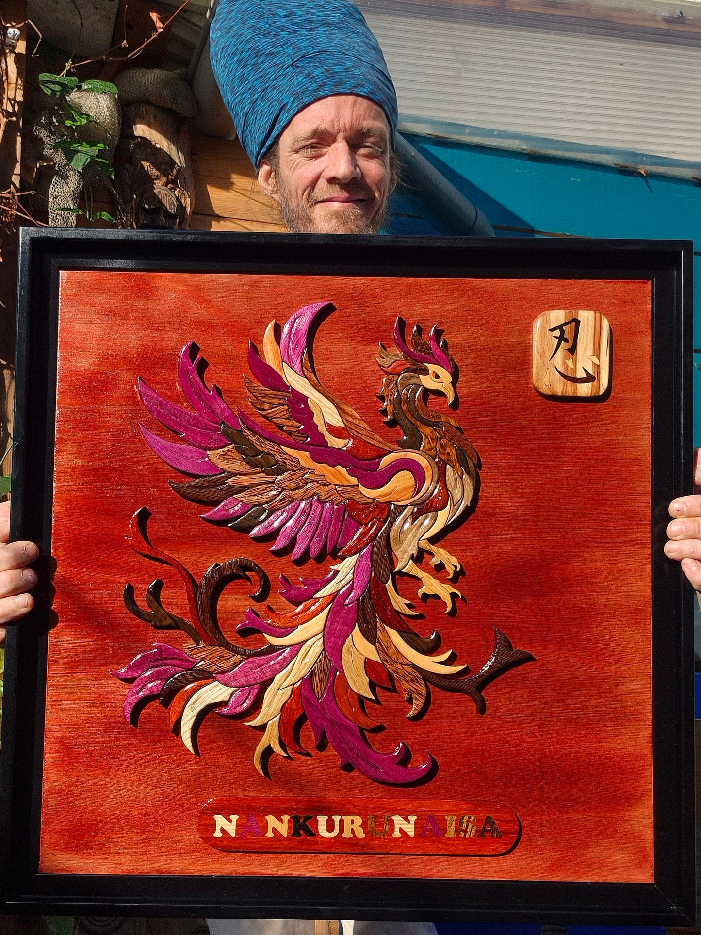 Art de l'intarsia "Le Phoenix Nankurunaisa"