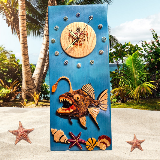 Art de l'Intarsia horloge "Le Poisson-lanterne"