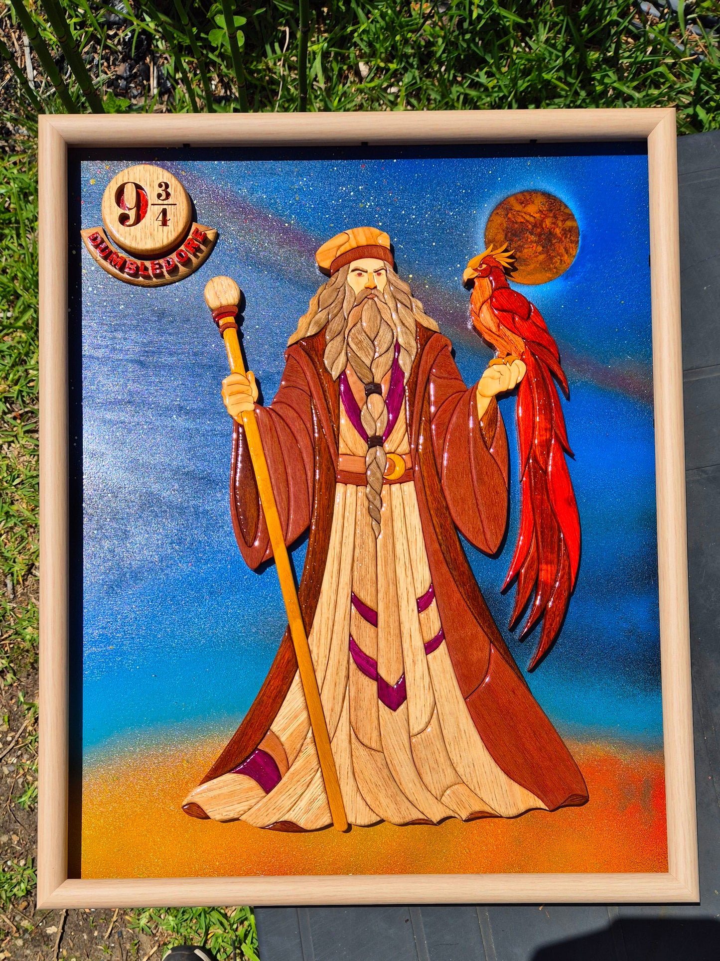 Art de l'intarsia "Dumbledore et son phoenix"