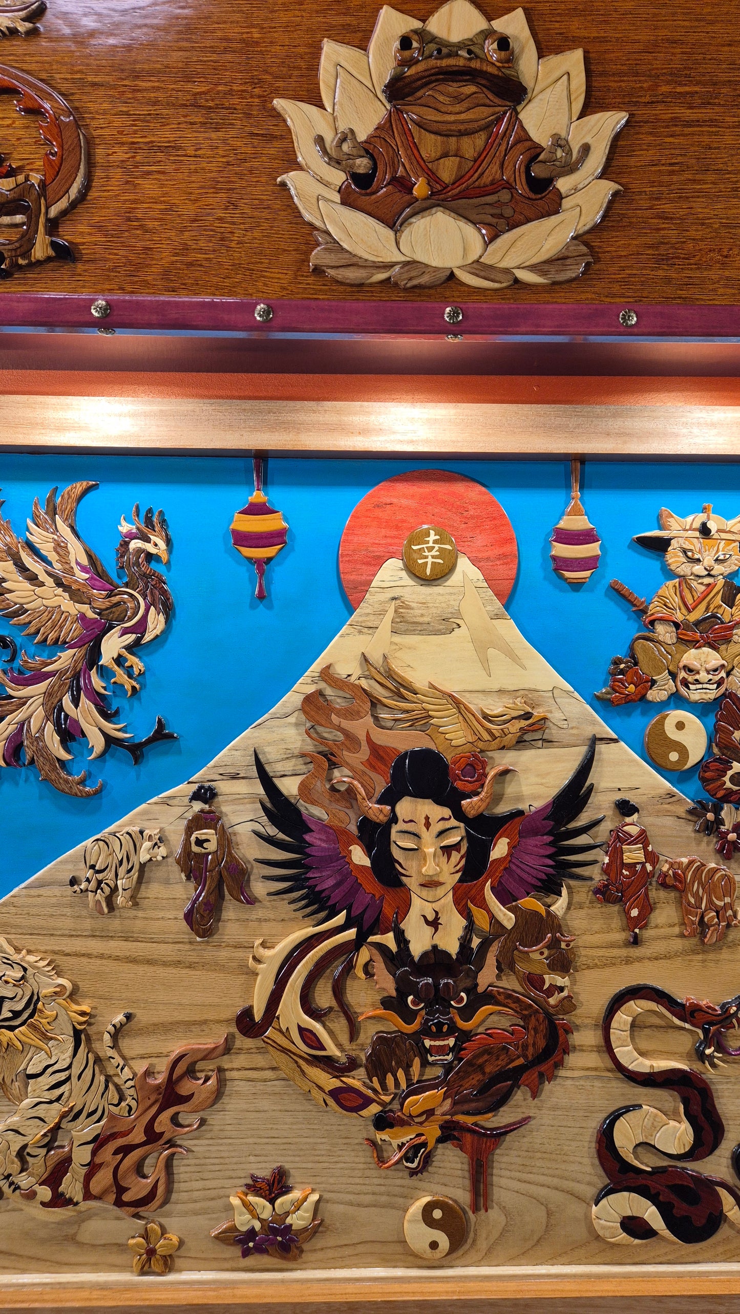 Art de l'intarsia "fresque monumentale japonaise "