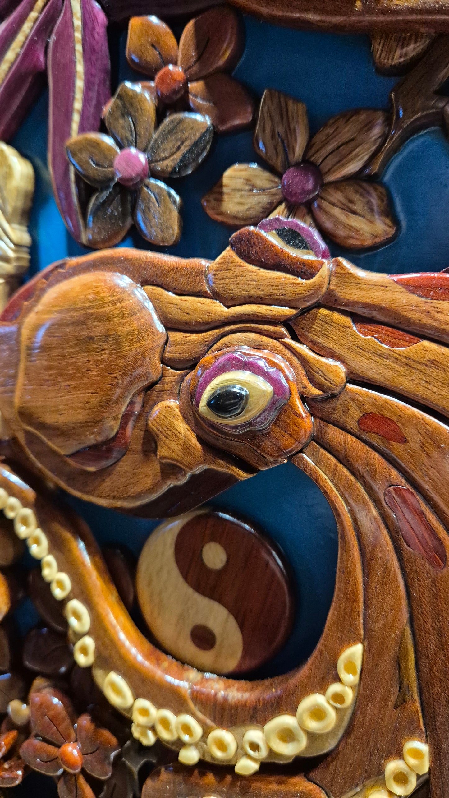 Art de l'intarsia "fresque monumentale japonaise "